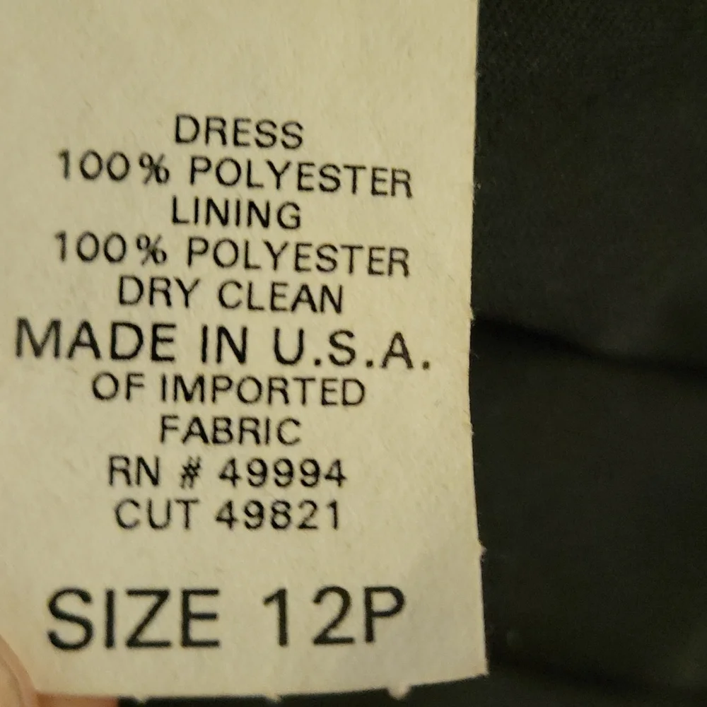 R & M Richards Petite black silver sequin halter dress built in bra 12P …EUC - Picture 7 of 8